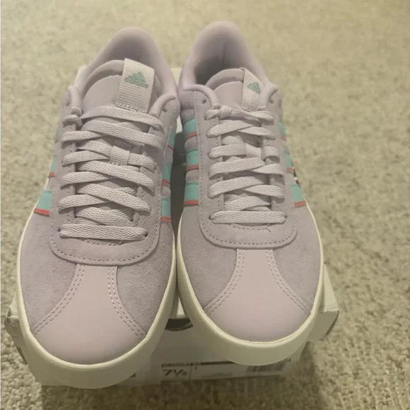 Adidas Women's Pastel Sneakers with Red and Blue Stripes - Picture 2 of 5